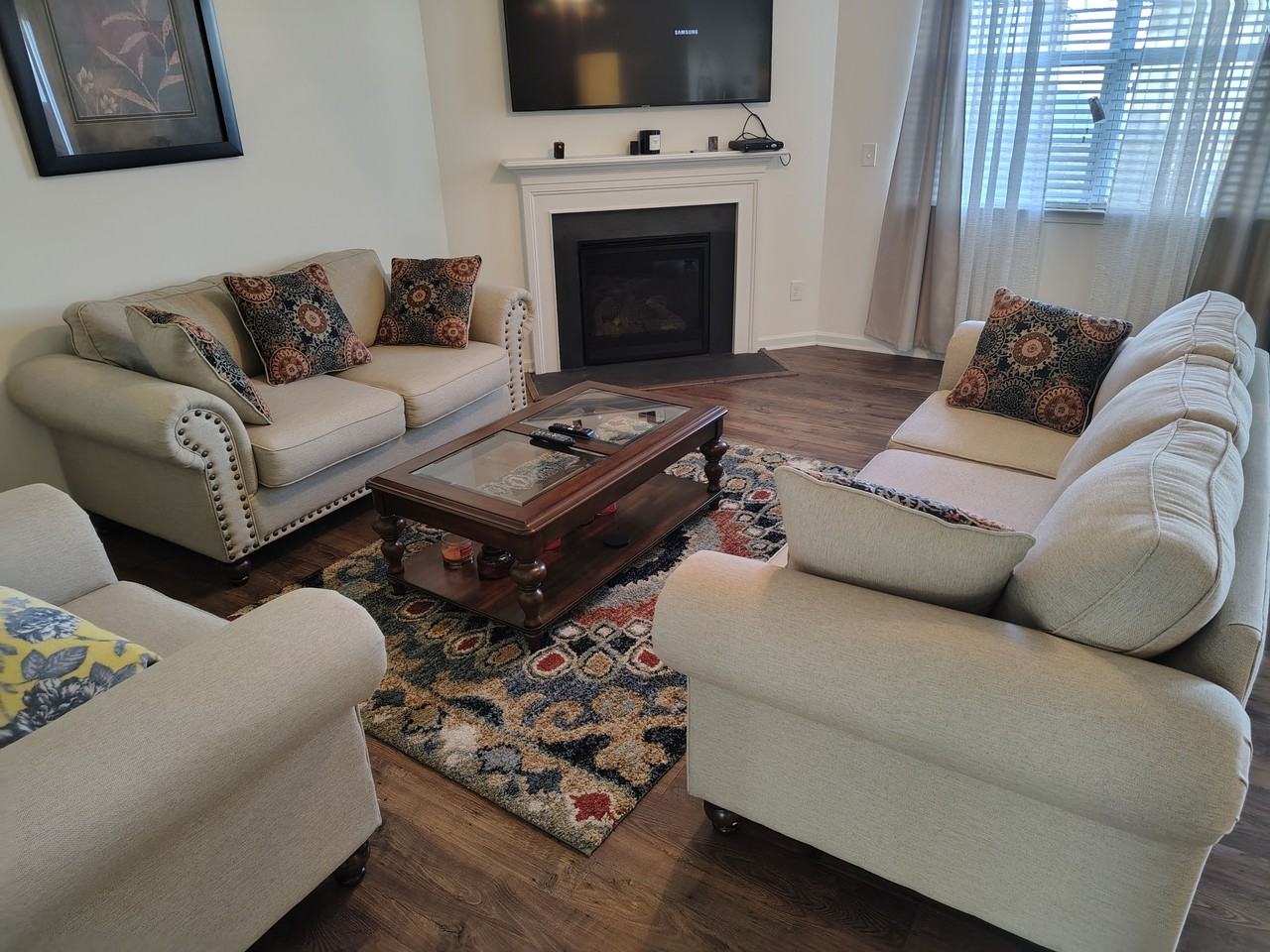 6918 Pennyroyal Way - Photo 3 of 22