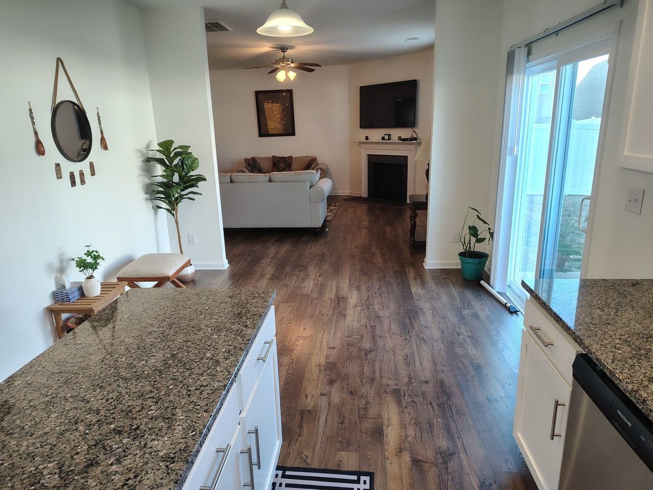 6918 Pennyroyal Way - Photo 7 of 22