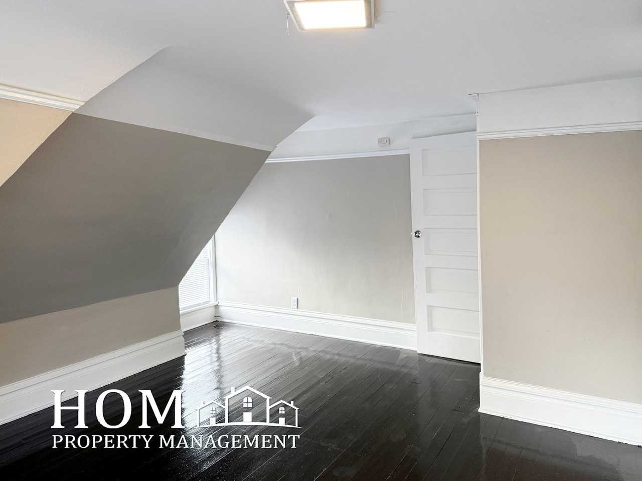 110 Bradley St #1 - Photo 4 of 23