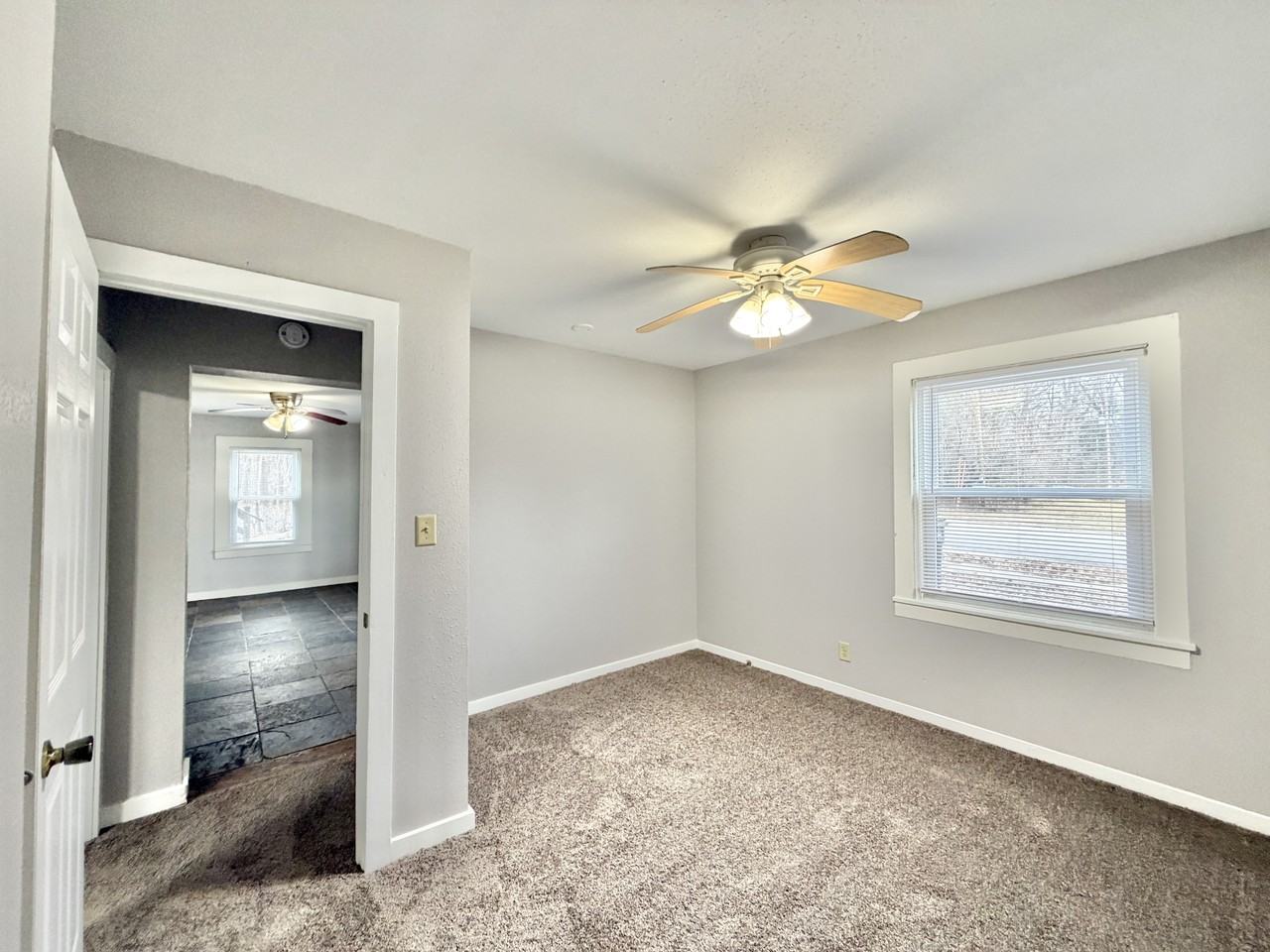 710 S Ringold St #710 - Photo 5 of 19