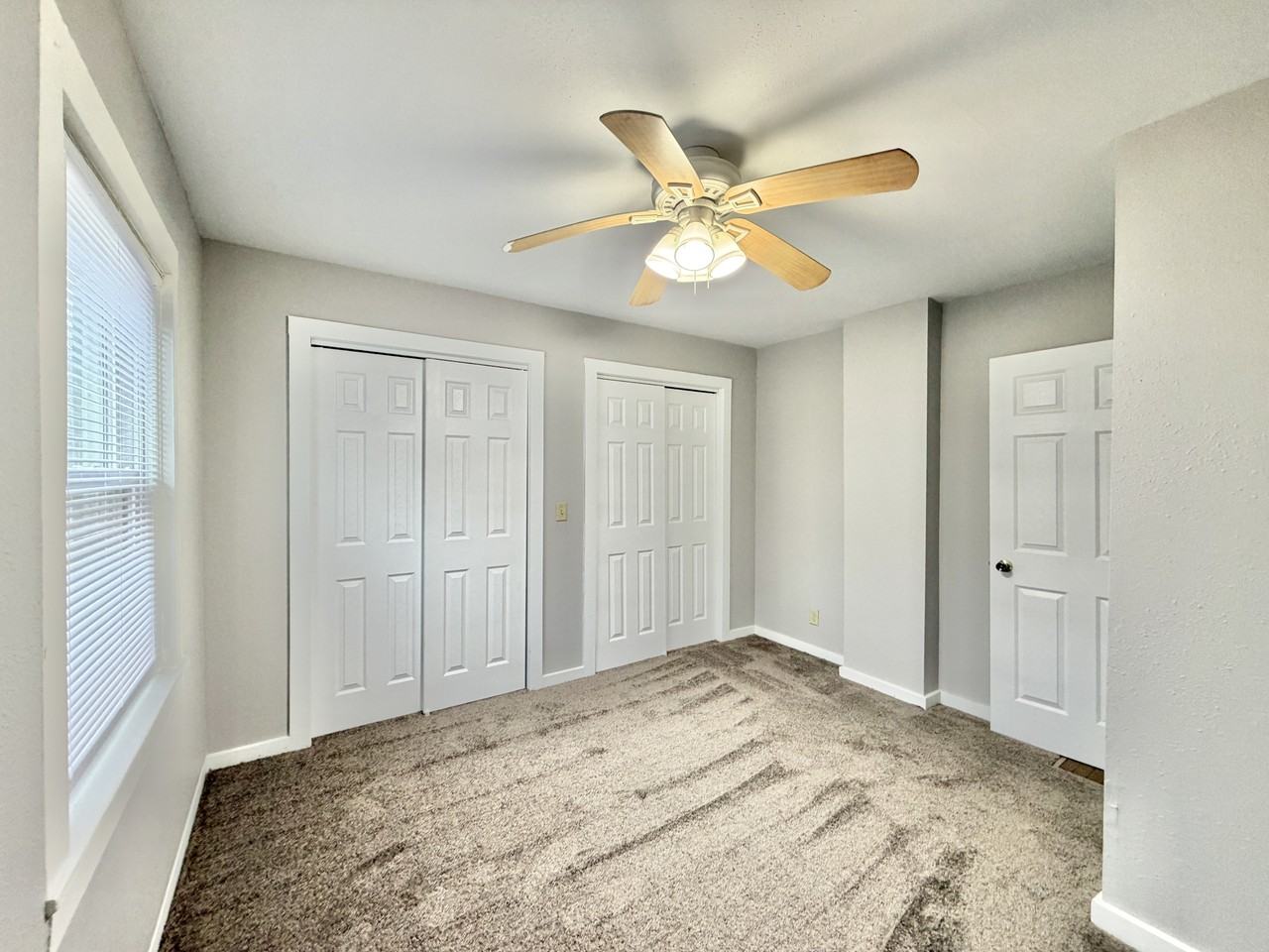 710 S Ringold St #710 - Photo 7 of 19