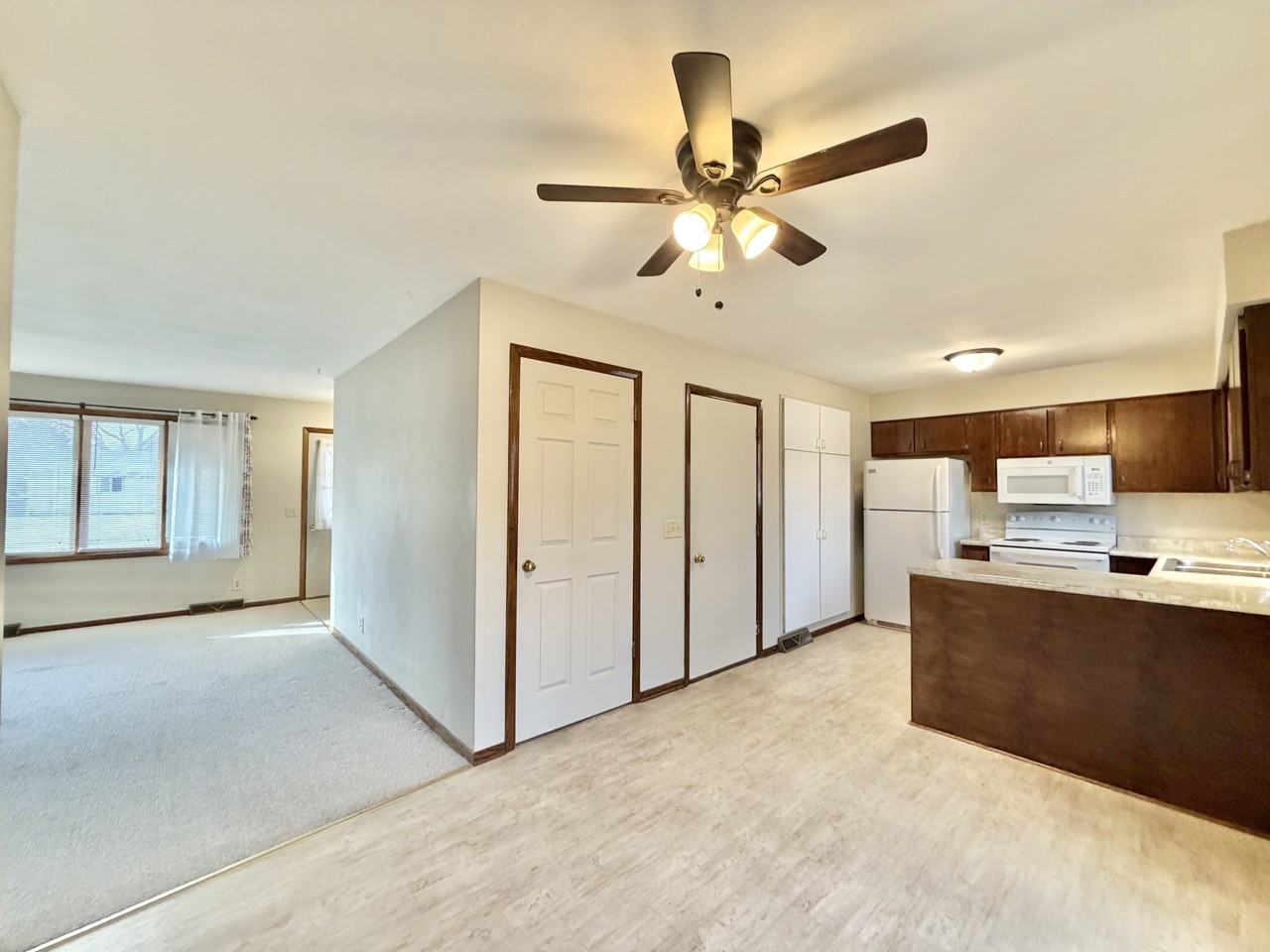 604 Margate Dr #1 - Photo 4 of 22