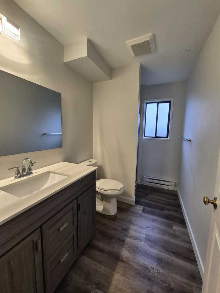 6162 Somenos Rd #1 - Photo 5 of 27