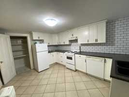 featured image of 193 Princess St #193-3