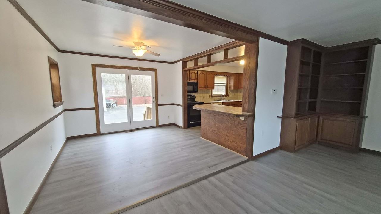 3974 S Schenley Ave #3974 - Photo 4 of 17