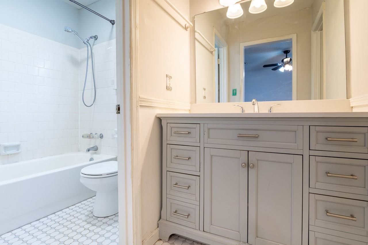 539 Pheasant Run Dr #1 - Photo 7 of 11