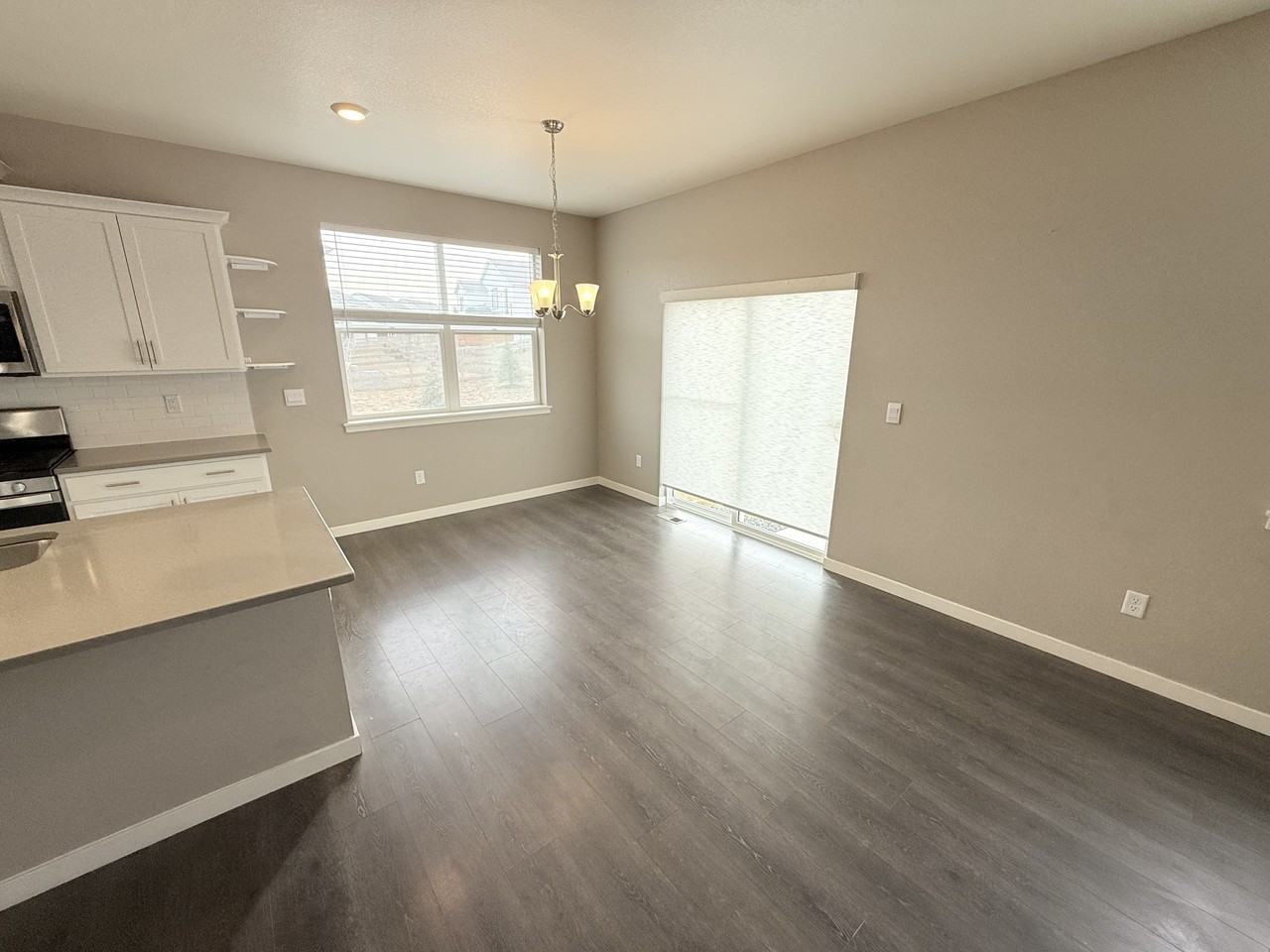 215 N 62nd Ave #1 - Photo 5 of 30