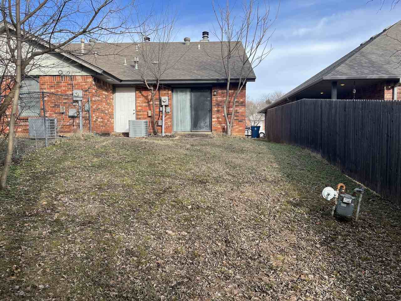 8910 Oak Valley Dr #1 - Photo 2 of 6