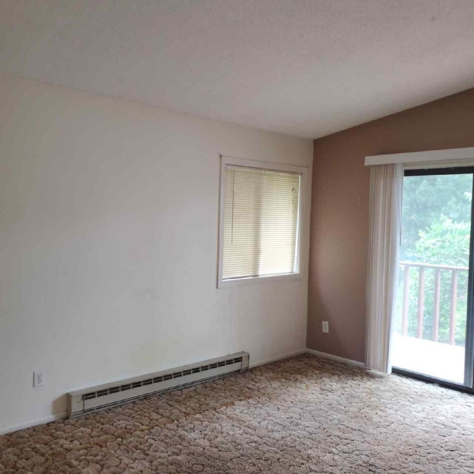 1319 Glen Haven Dr #1 - Photo 2 of 19