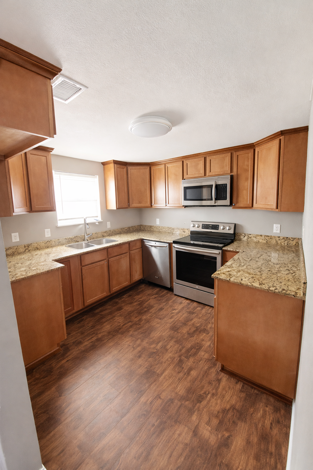 2107 Pollard St #2107 - Photo 4 of 22