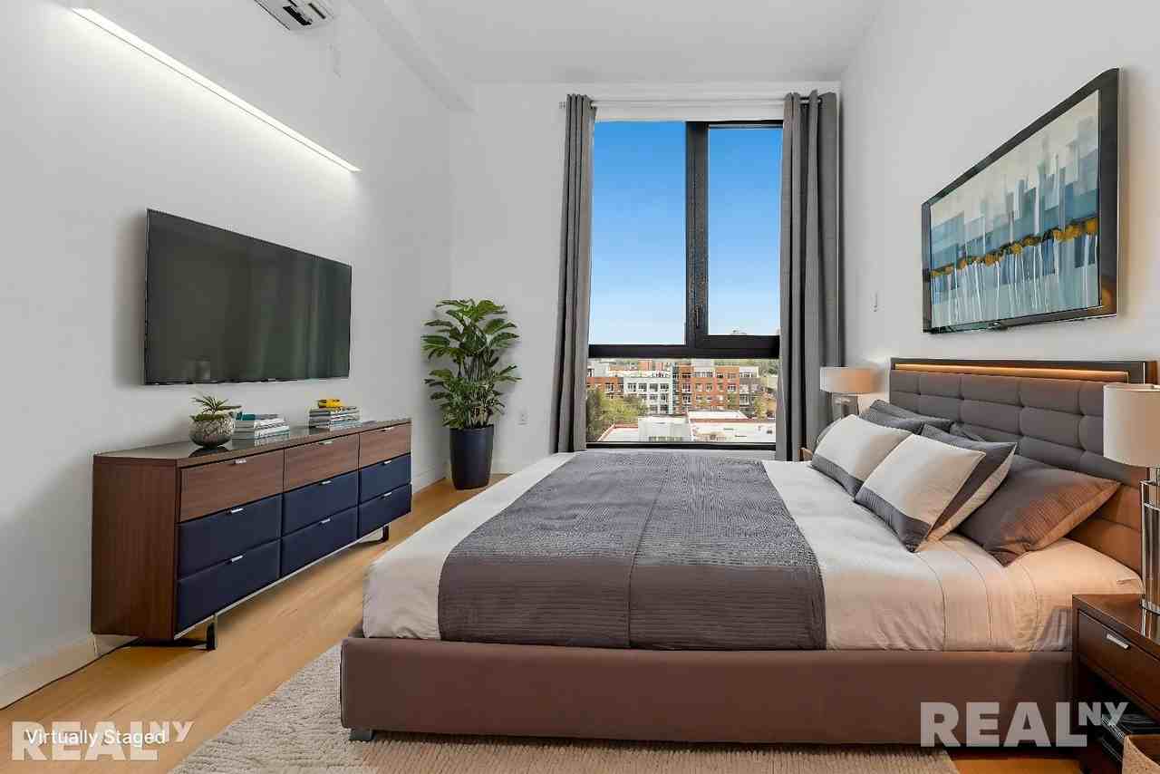 Pacific St #409 - Photo 3 of 8