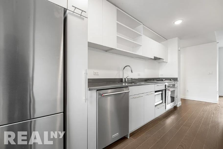 Front St #13B - Photo 5 of 20