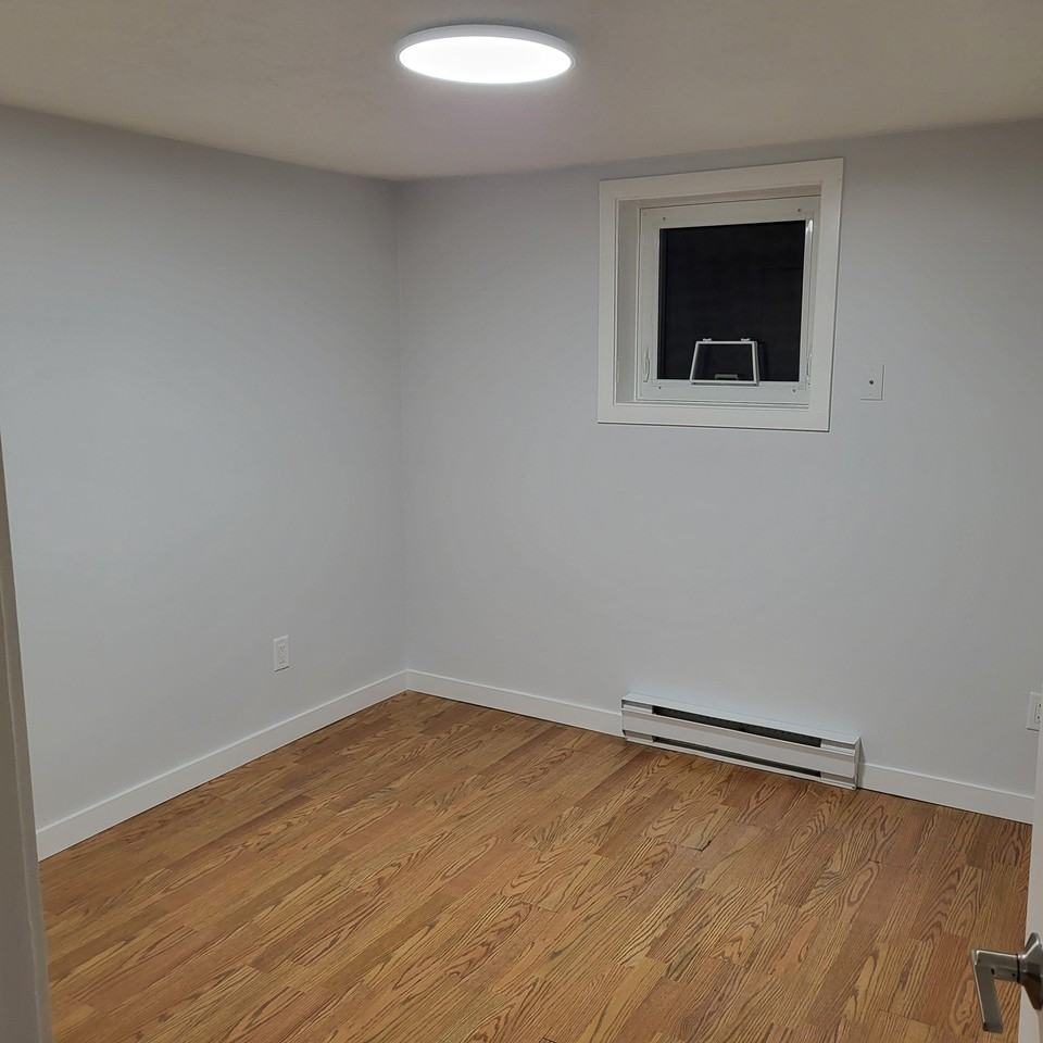 2945 Quadra St #1 - Photo 2 of 9