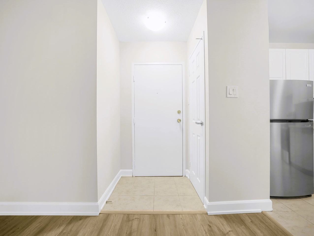 Barker Street Apartments - Photo 6 of 28