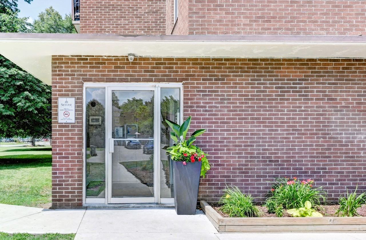 26 Willow Road Apartments - Photo 4 of 26