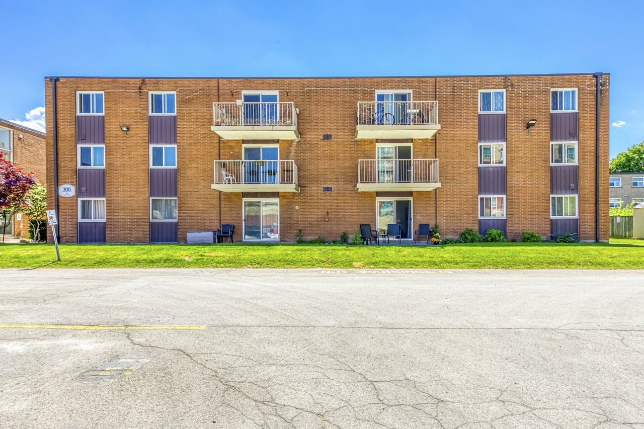 Henley & Cypress Gardens Apartments - Photo 5 of 26