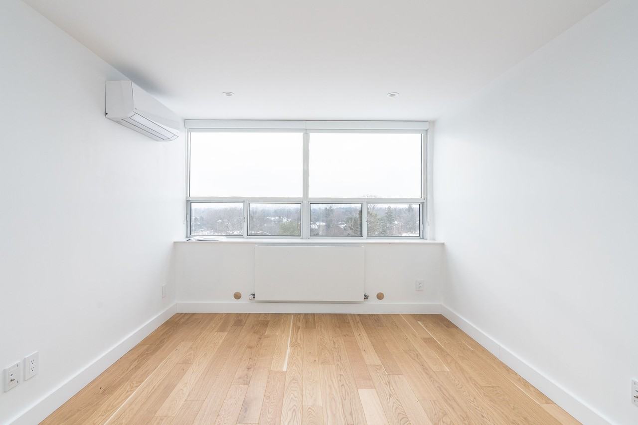 150 Donway & 4 Overland - Photo 7 of 50