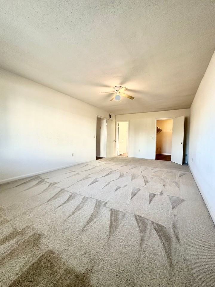 University Pointe Apartments - Photo 5 of 20
