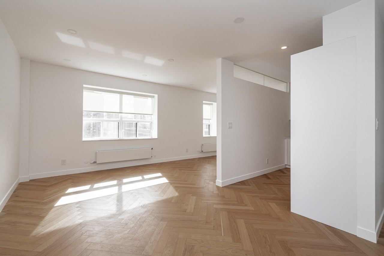 110 Wellesley Street East - Photo 2 of 49