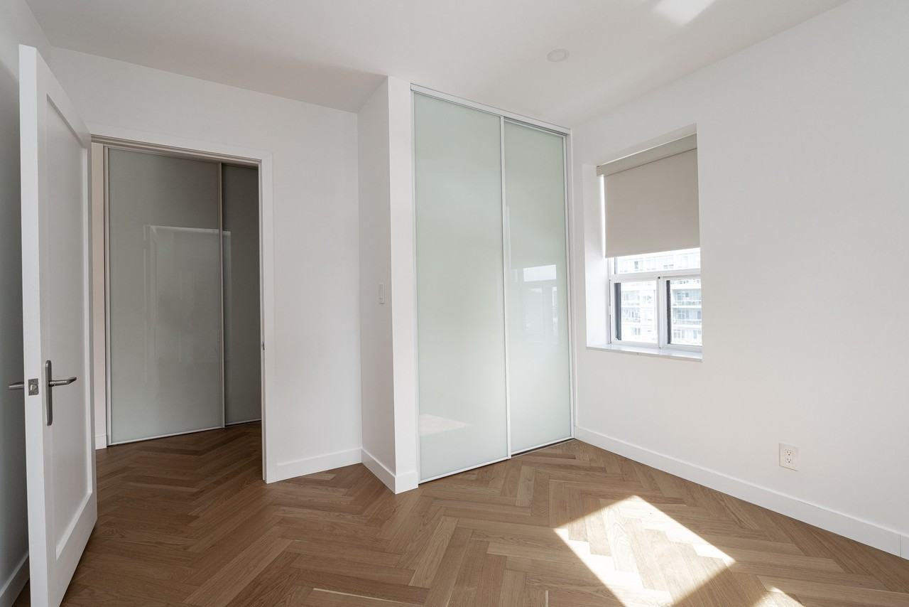 110 Wellesley Street East - Photo 5 of 49