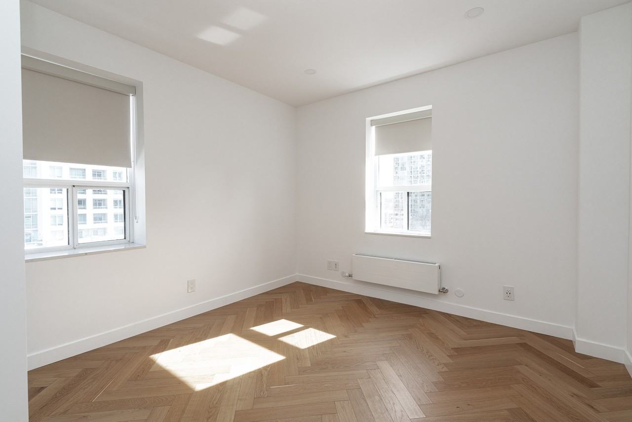 110 Wellesley Street East - Photo 7 of 49