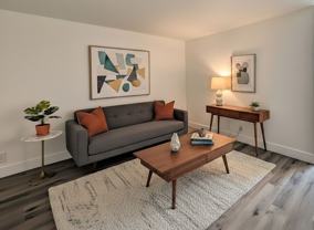 Las Palmas Apartments - Photo 1 of 1