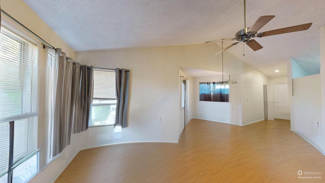 700 W First St #J1 - Photo 2 of 15