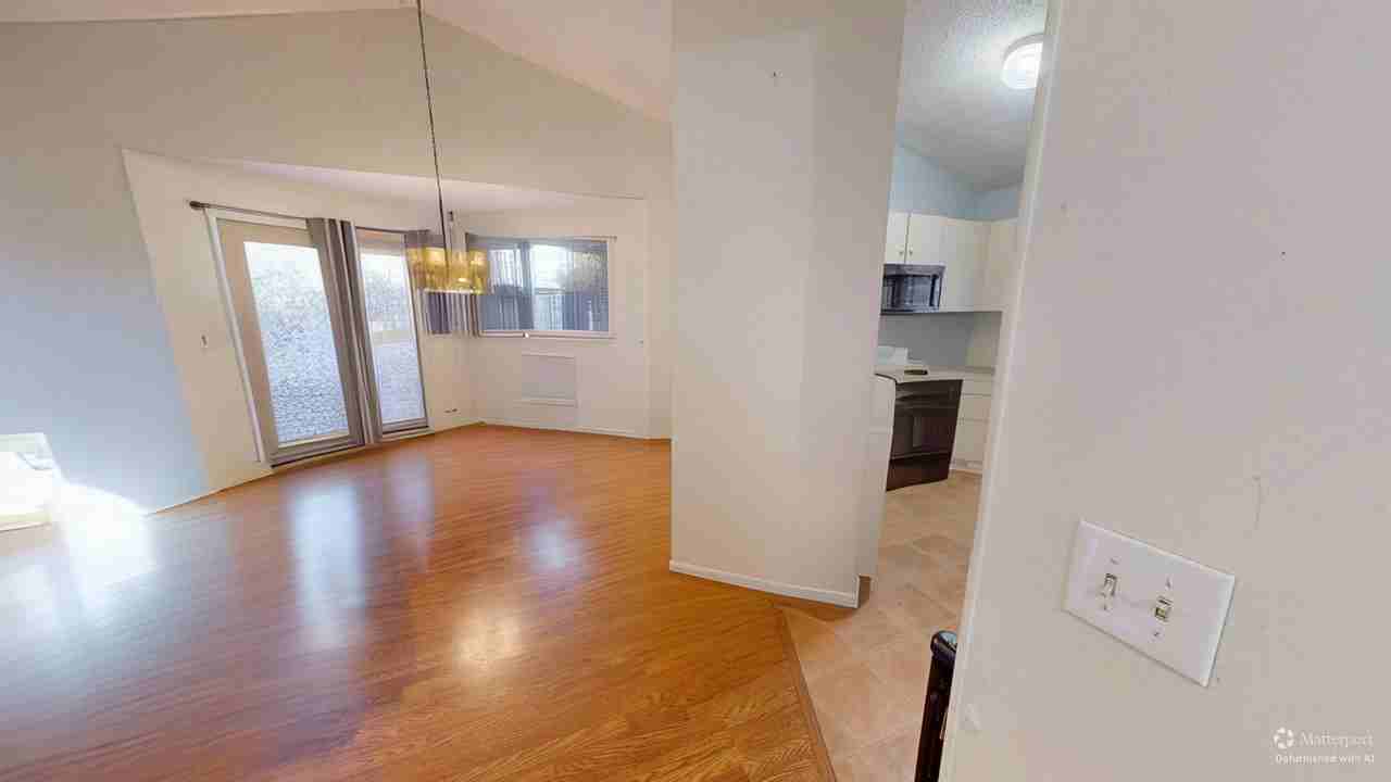 700 W First St #J1 - Photo 3 of 15