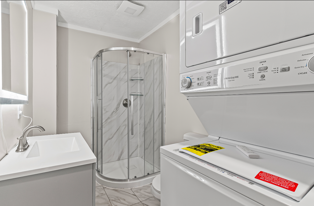 2228 Tulip St #B - Photo 7 of 16