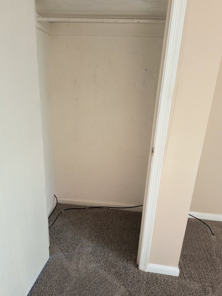 1311 Wards Ferry Rd #B - Photo 3 of 10