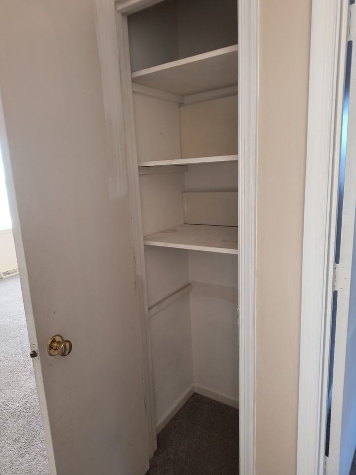 1311 Wards Ferry Rd #B - Photo 7 of 10