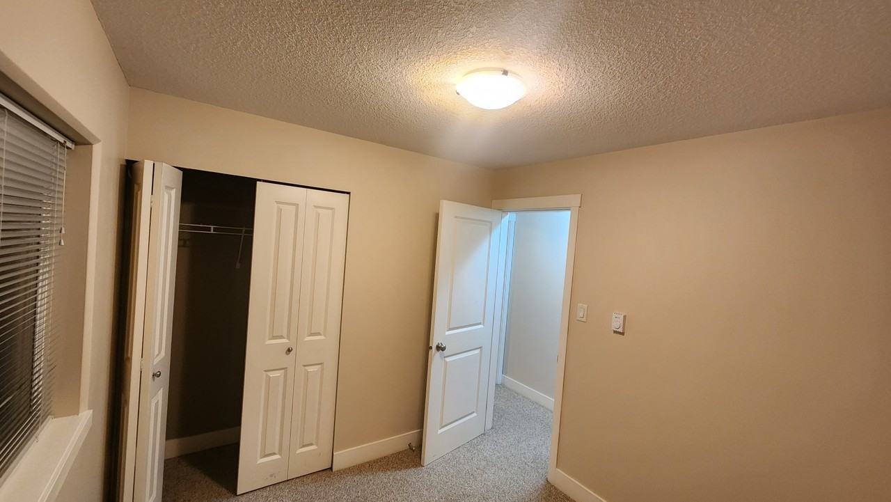 2262 Ashlee Rd Lowr - Photo 2 of 6