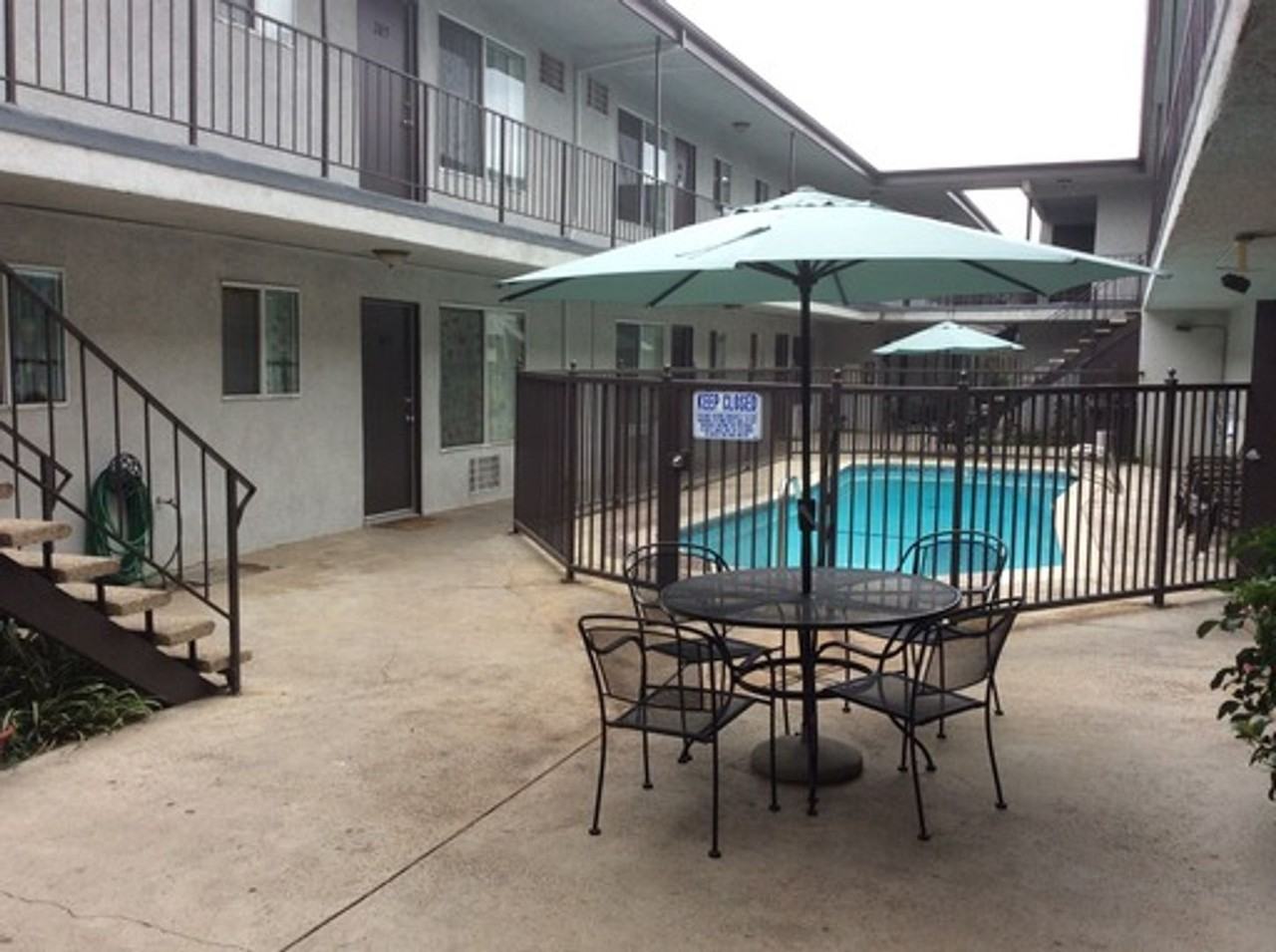 Park Granada Apartments - Photo 4 of 31