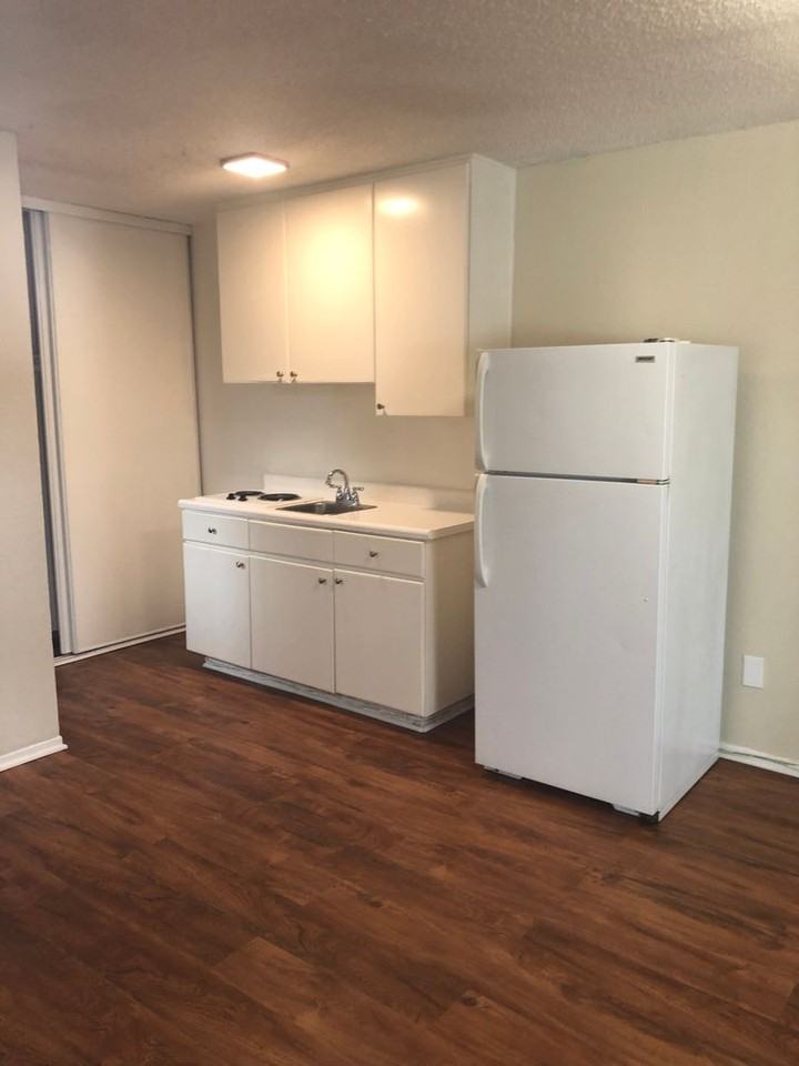 Park Granada Apartments - Photo 5 of 31
