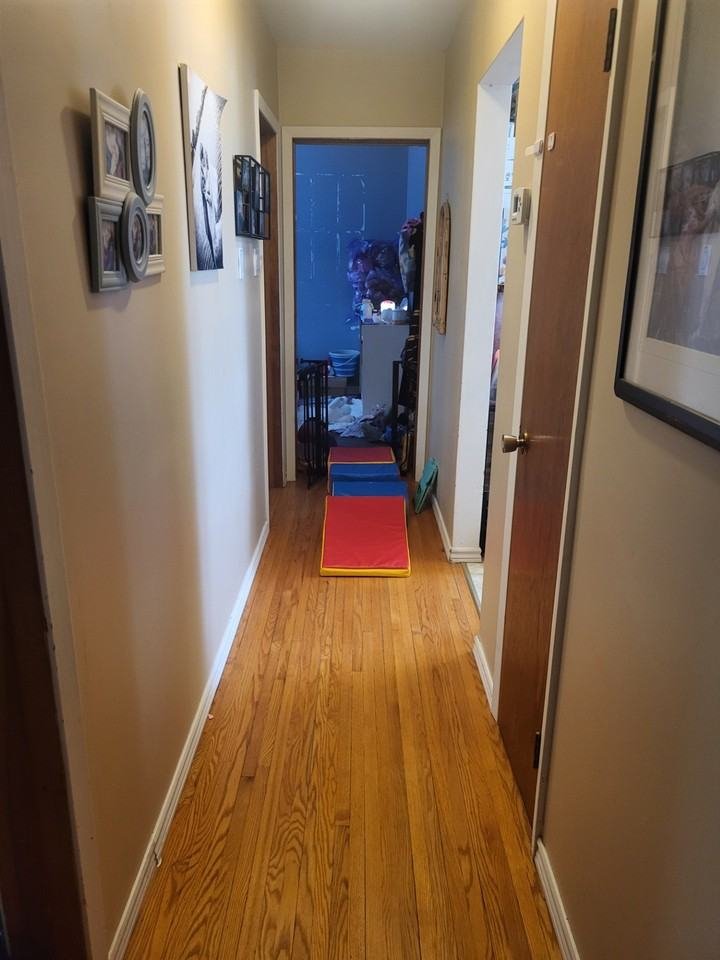 185 Collison Ave Uppr - Photo 4 of 10