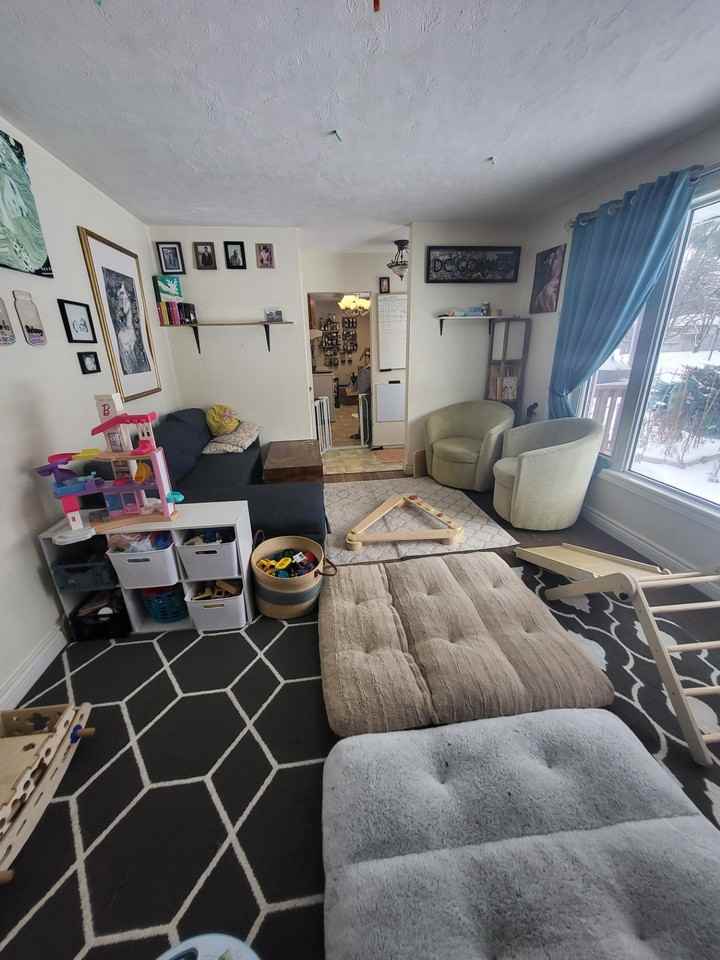 185 Collison Ave Uppr - Photo 5 of 10