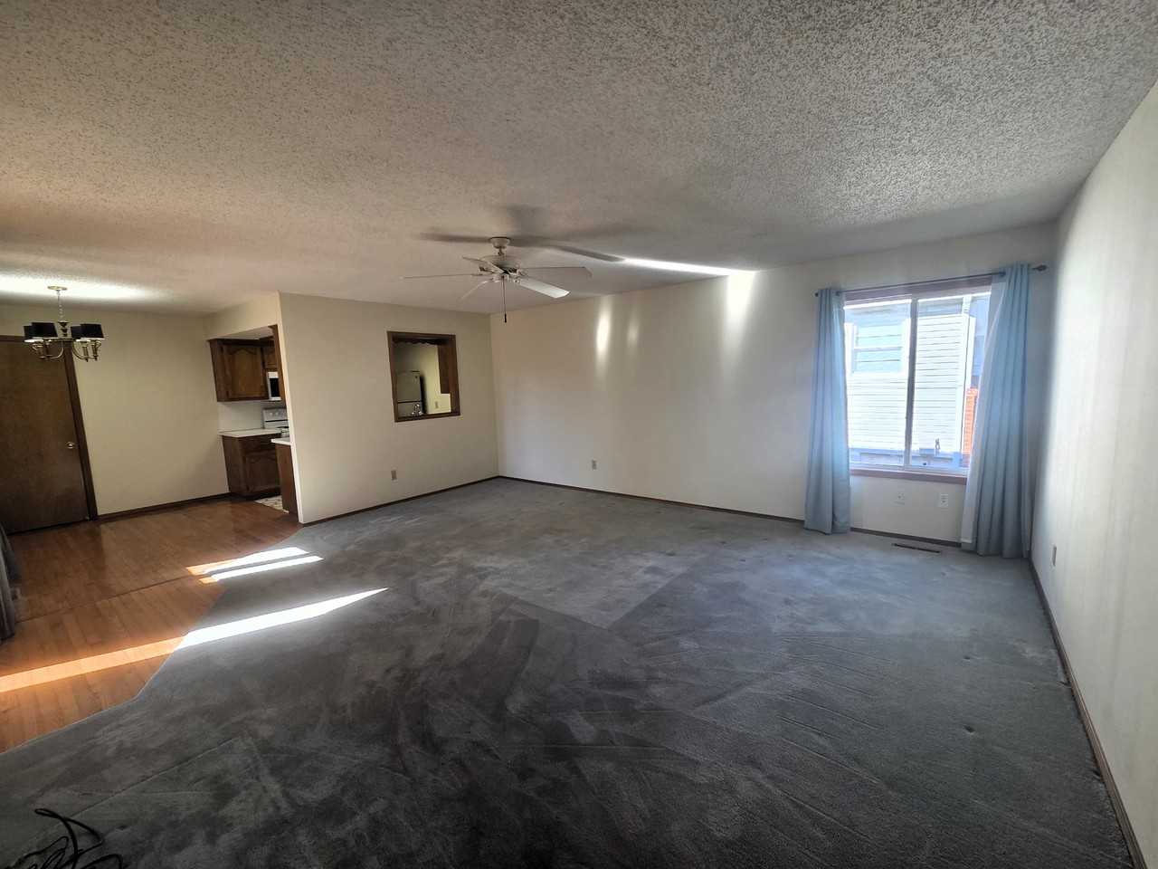 2045 S Kentwood Ave #1 - Photo 4 of 16