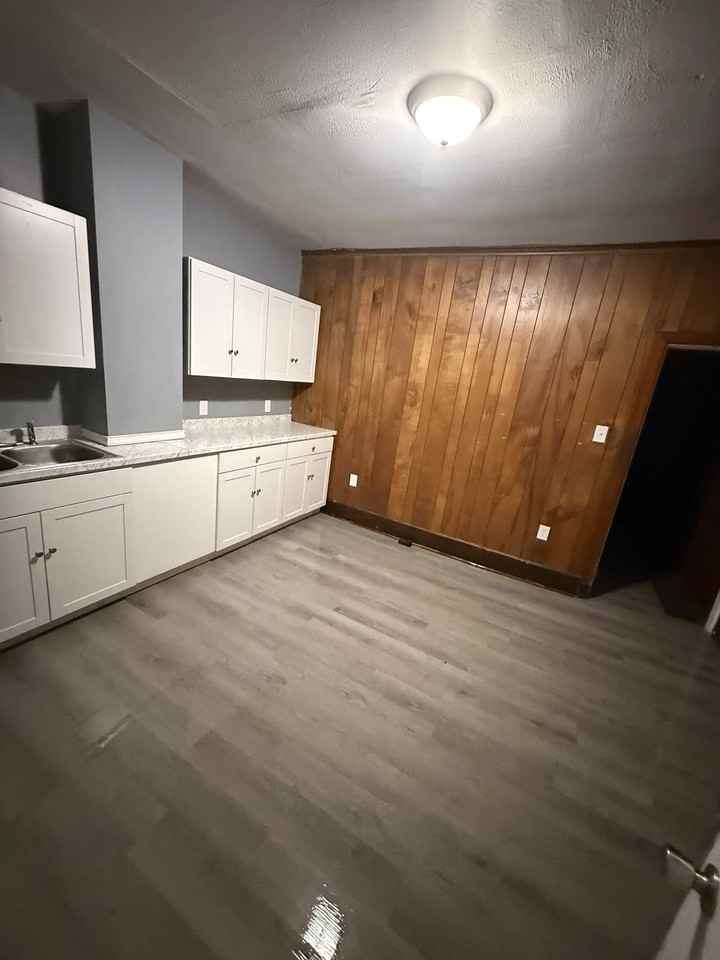 516 Hamline Ave #518 - Photo 6 of 6