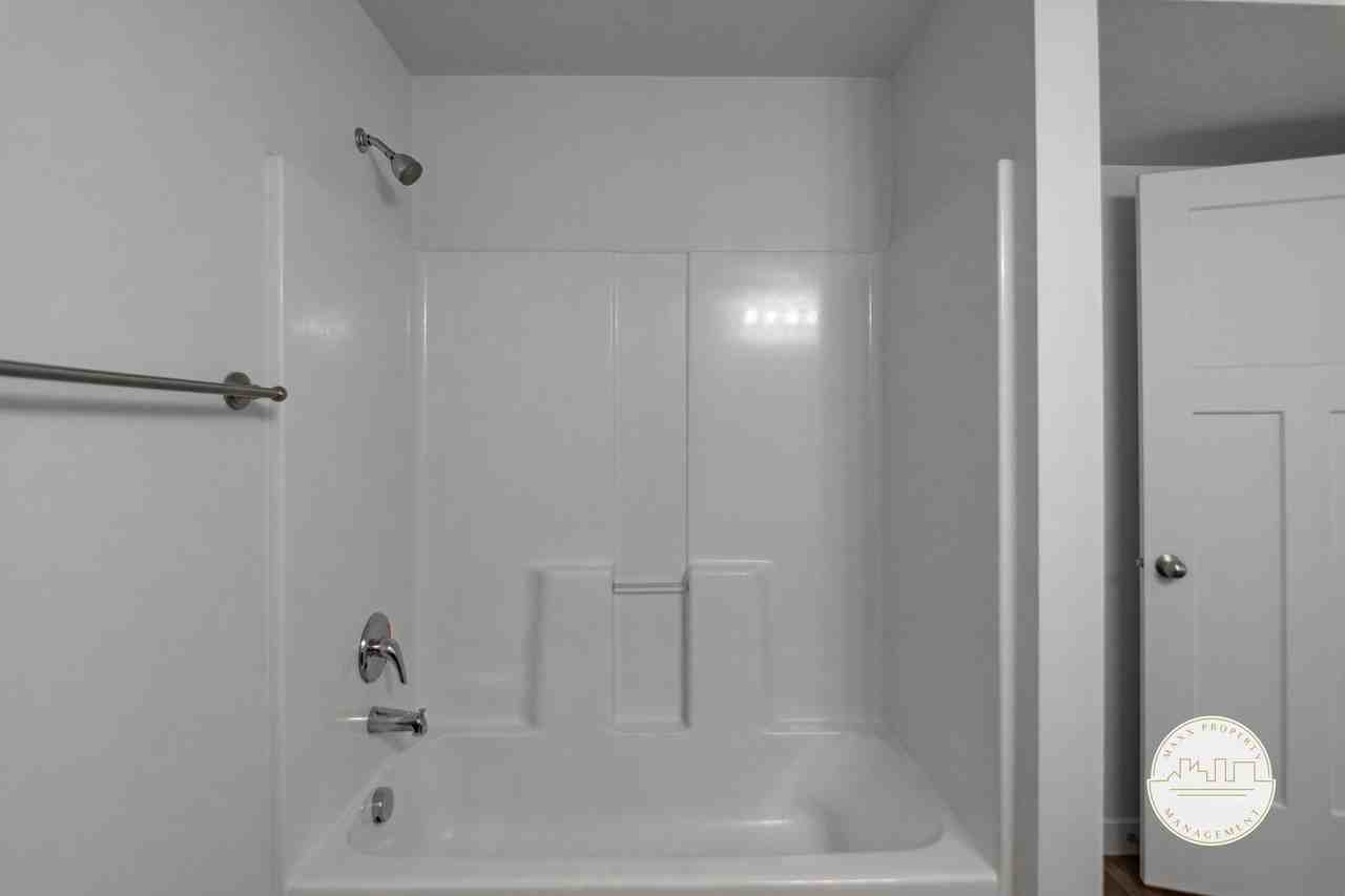 Gorgeous 3 - Photo 7 of 50