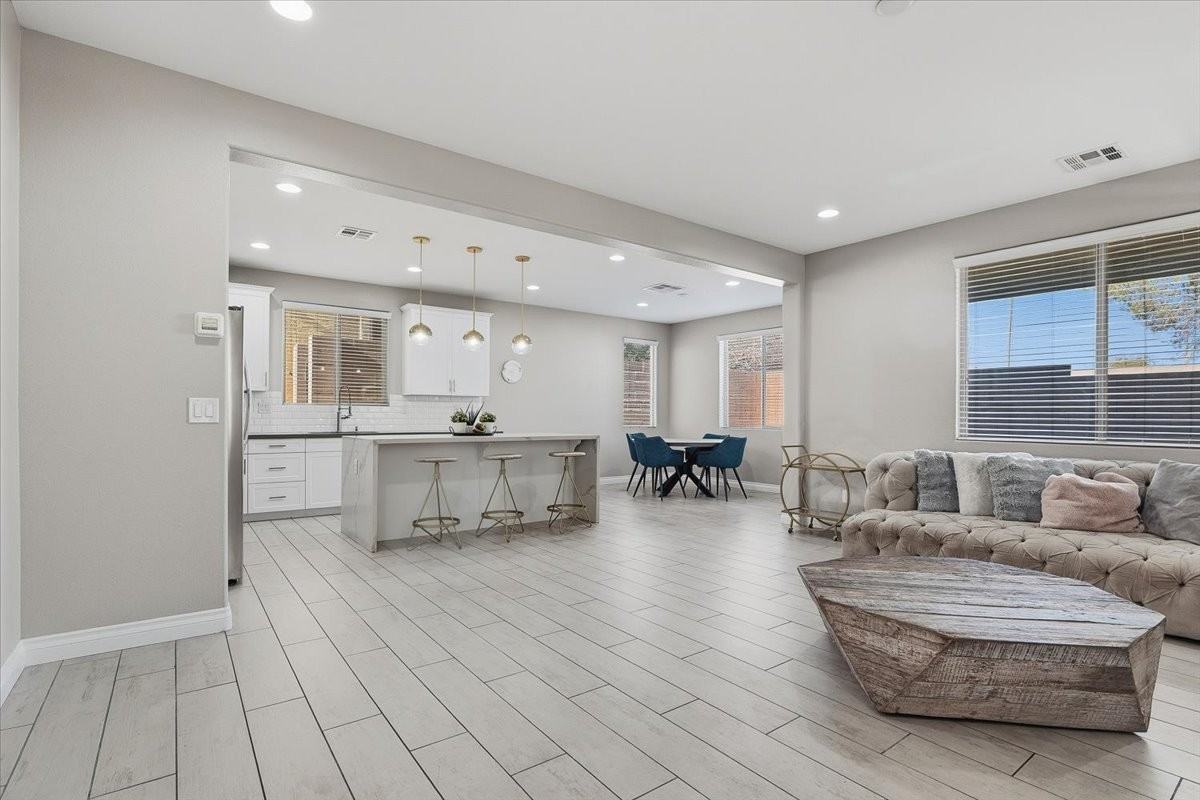 9362 Noble Sage Ave #1 - Photo 3 of 20