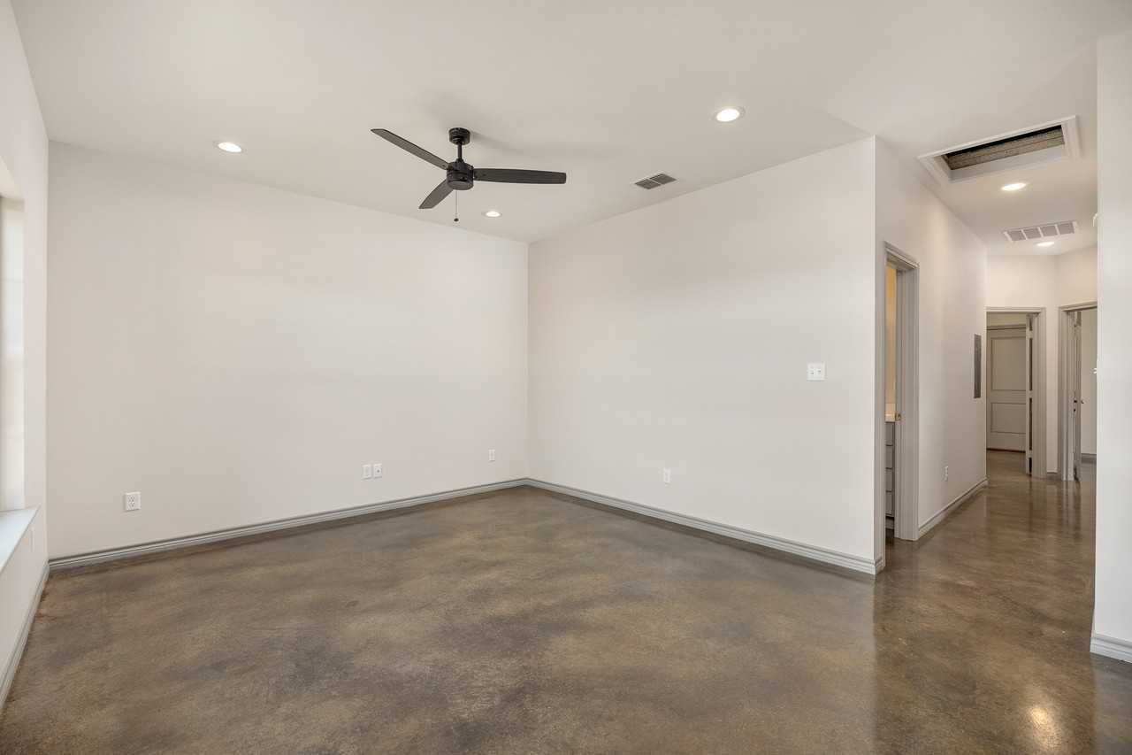 10407 County Road 2180 - 5 #5 - Photo 4 of 10