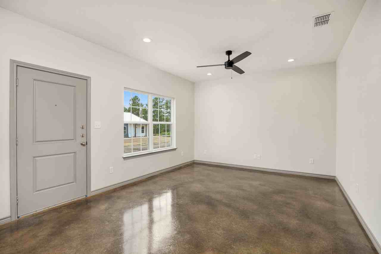 10407 County Road 2180 - 5 #5 - Photo 5 of 10