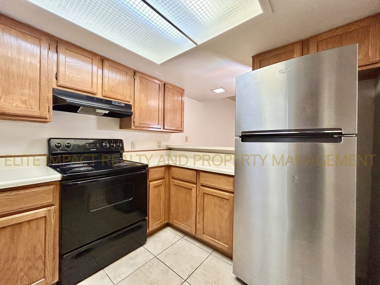 1817 E Lester St #2 - Photo 4 of 19