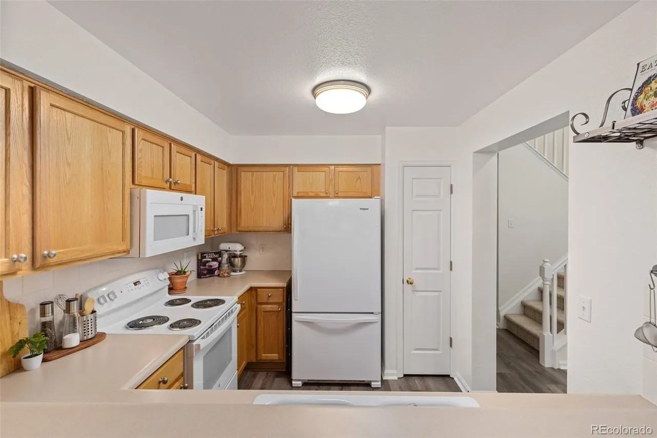 9604 Brentwood Way - Photo 2 of 23