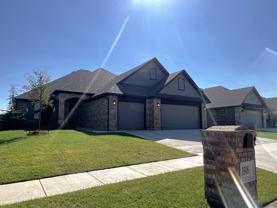 11608 Nw 104th St #1 - Photo 1 of 1