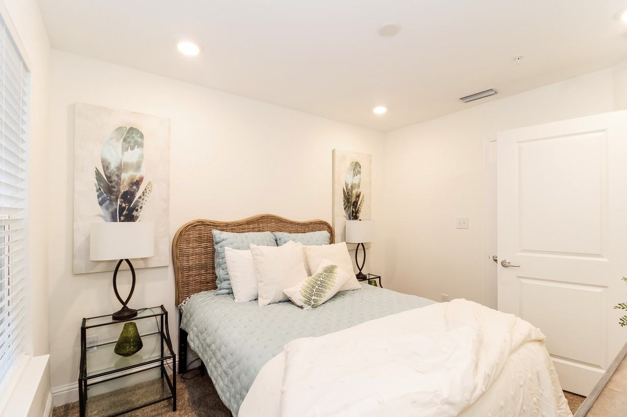 130 Cabot Ln #130 - Photo 7 of 12