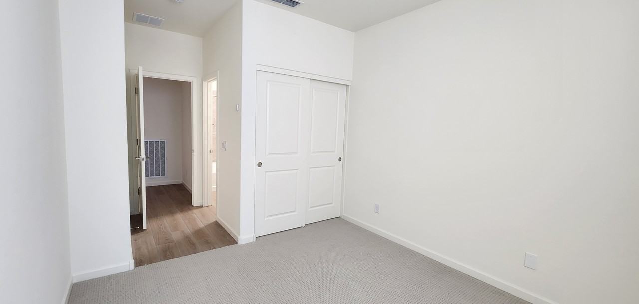 3185 Blue Agave Ln #1 - Photo 3 of 29