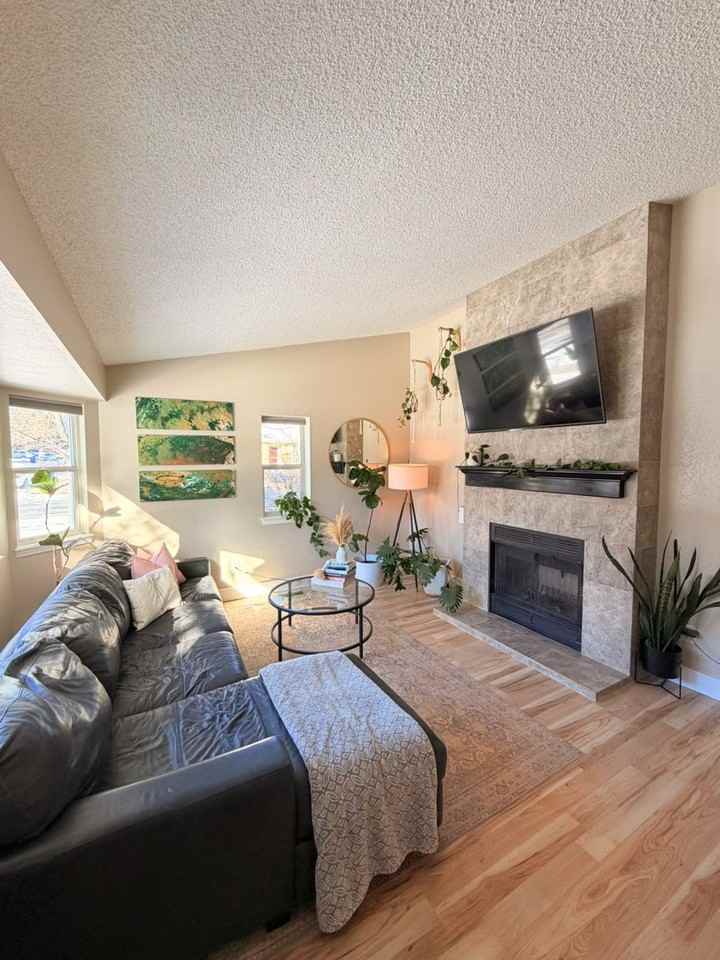 5955 Wisteria Dr #1 - Photo 3 of 18