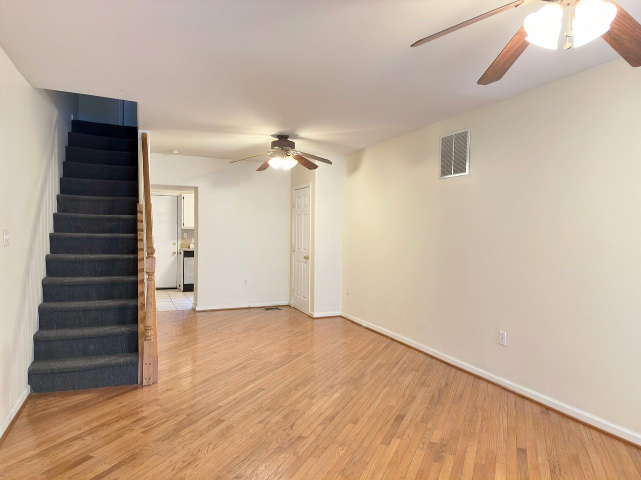 1525 Montrose St #1 - Photo 3 of 42