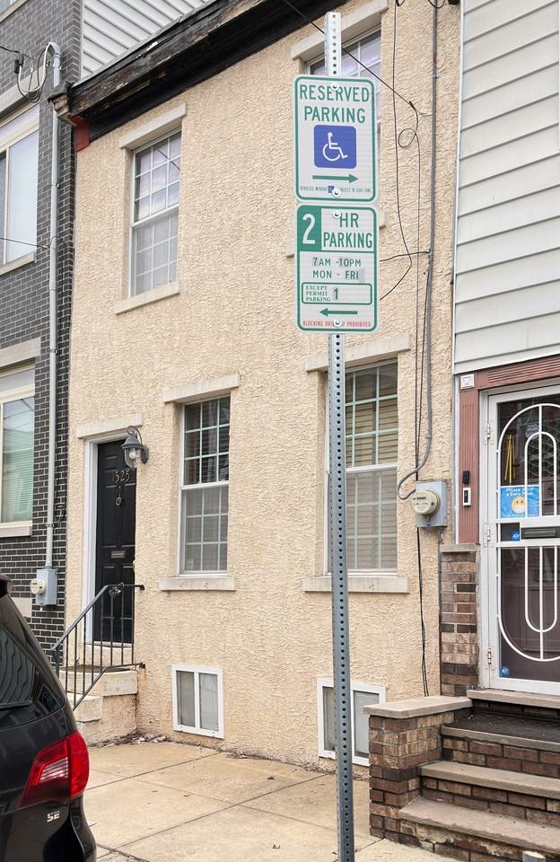 1525 Montrose St #1 - Photo 6 of 42